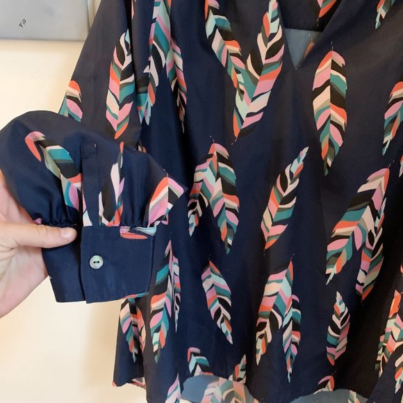 Avery Tunic, Custom Feather Print - Picture 6 of 7